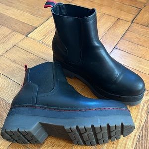 MIA Cayson platform boot. Size 8
